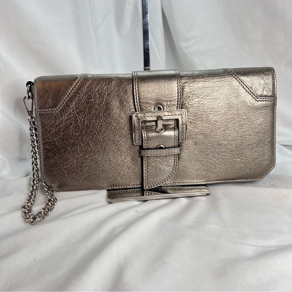 DONALD J PLINER Couture Sliver Foil Clutch / Wristlet - Picture 3 of 16